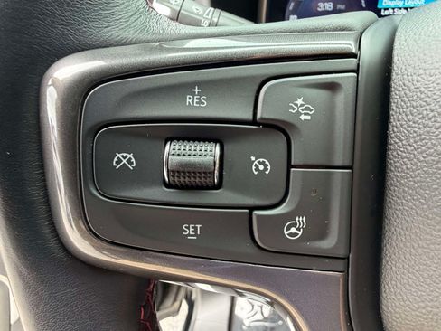 Used 2022 Chevrolet Suburban RST w/ Luxury Package AWD/4WD image 14