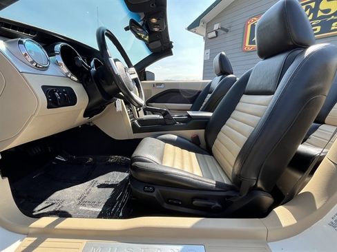 Used 2007 Ford Mustang GT Premium RWD image 18