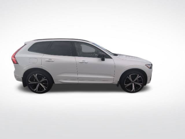 Used 2024 Volvo XC60 B5 Ultimate w/ Protection Package Premier AWD/4WD image 9