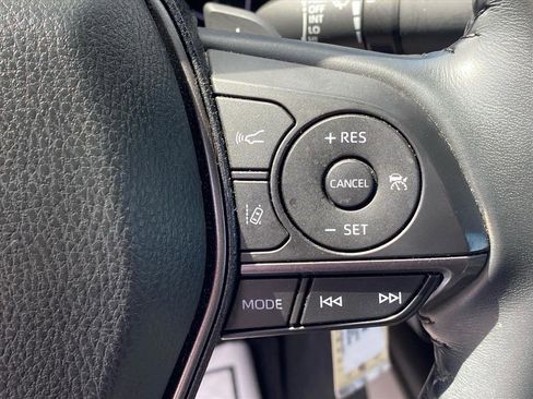 Used 2023 Toyota Camry SE FWD image 16