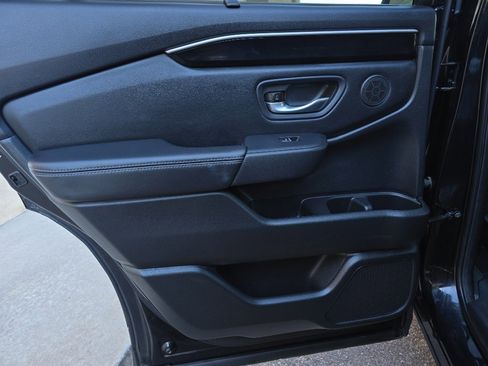 Used 2024 Honda Pilot EX-L image 29