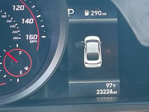 Used 2023 Hyundai Elantra SEL image 10