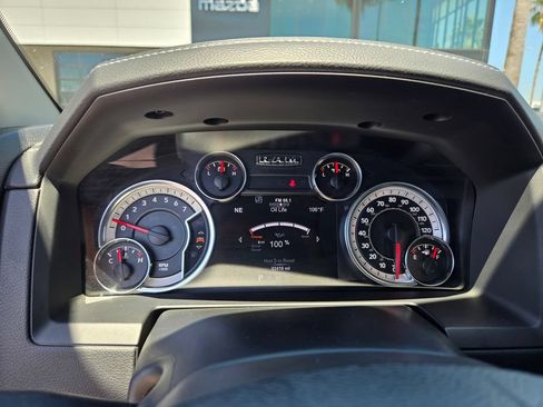 Used 2017 RAM 1500 Laramie w/ Convenience Group AWD/4WD image 23