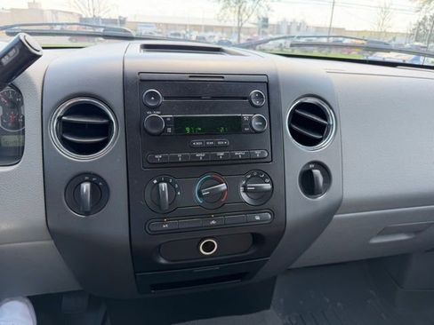 Used 2006 Ford F150 XLT AWD/4WD image 18