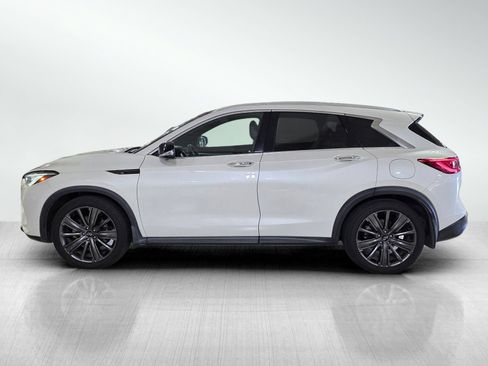 Used 2020 INFINITI QX50 Essential w/ Edition 30 Package FWD image 4