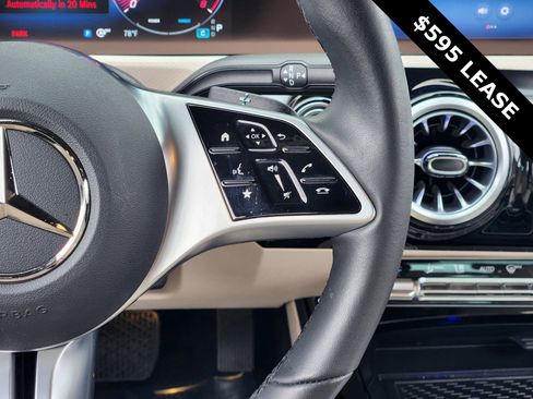 Certified 2025 Mercedes-Benz CLA 250 4MATIC image 29