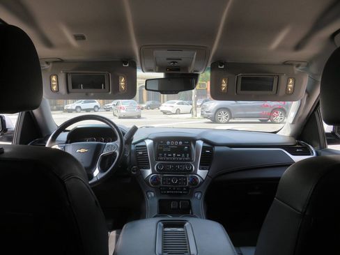 Used 2016 Chevrolet Tahoe LT w/ Luxury Package AWD/4WD image 13