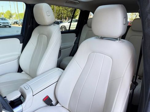 Certified 2023 Mercedes-Benz GLB 250 image 13