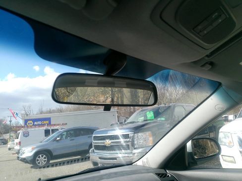 Used 2010 Hyundai Elantra SE image 32