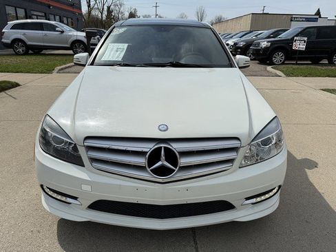 Used 2011 Mercedes-Benz C 300 SPORT 4MATIC image 2