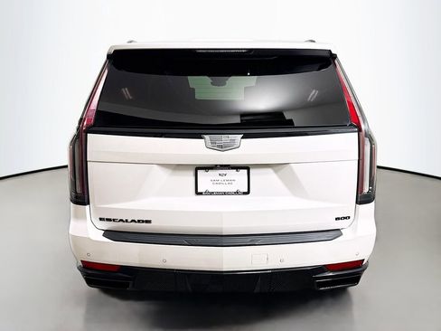 Used 2022 Cadillac Escalade ESV Sport Platinum w/ LPO, ONYX Package image 6