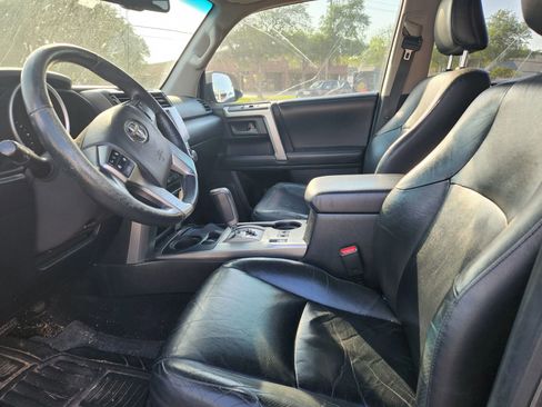 Used 2011 Toyota 4Runner Limited RWD image 9