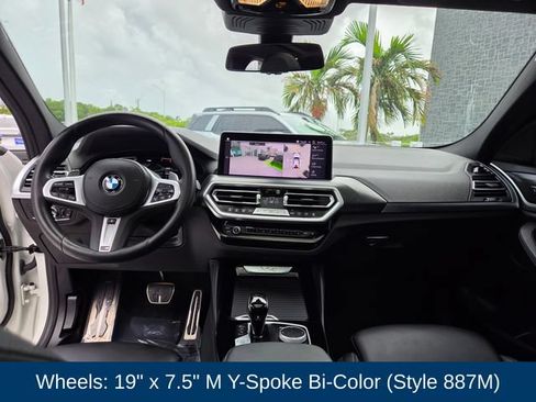 Used 2023 BMW X4 xDrive30i w/ M Sport Package AWD/4WD image 27