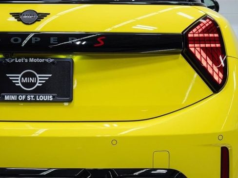 New 2026 MINI Cooper S FWD image 7