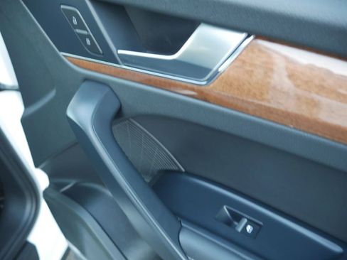 Certified 2023 Audi Q5 2.0T Premium Plus w/ Premium Plus Package image 29