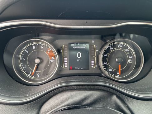 Used 2022 Jeep Cherokee Latitude w/ Sun & Sound Group image 14