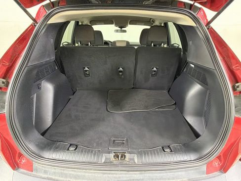 Used 2020 Ford Escape SE FWD image 28
