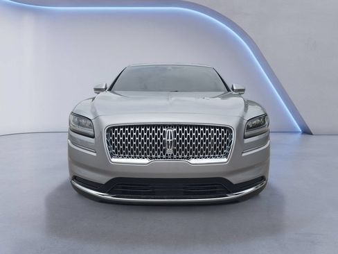 Used 2022 Lincoln Nautilus Reserve AWD/4WD image 9
