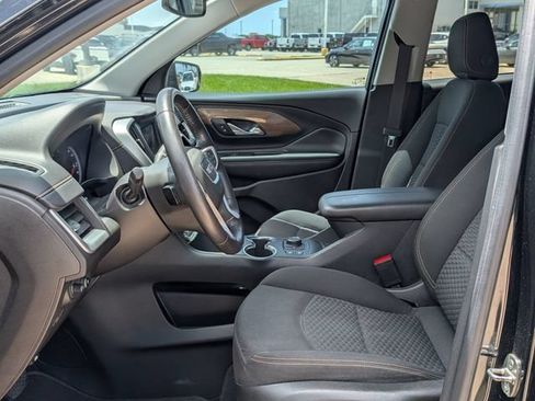 Used 2018 GMC Terrain SLE w/ Driver Convenience Package FWD image 11