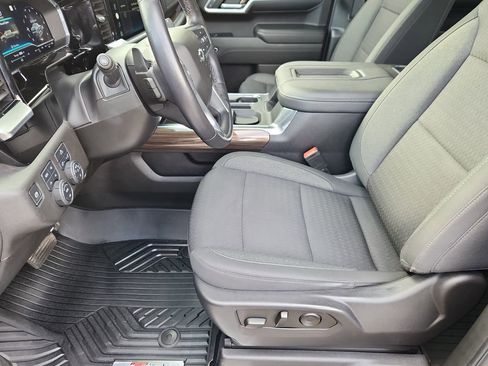 Used 2022 Chevrolet Silverado 1500 RST image 7