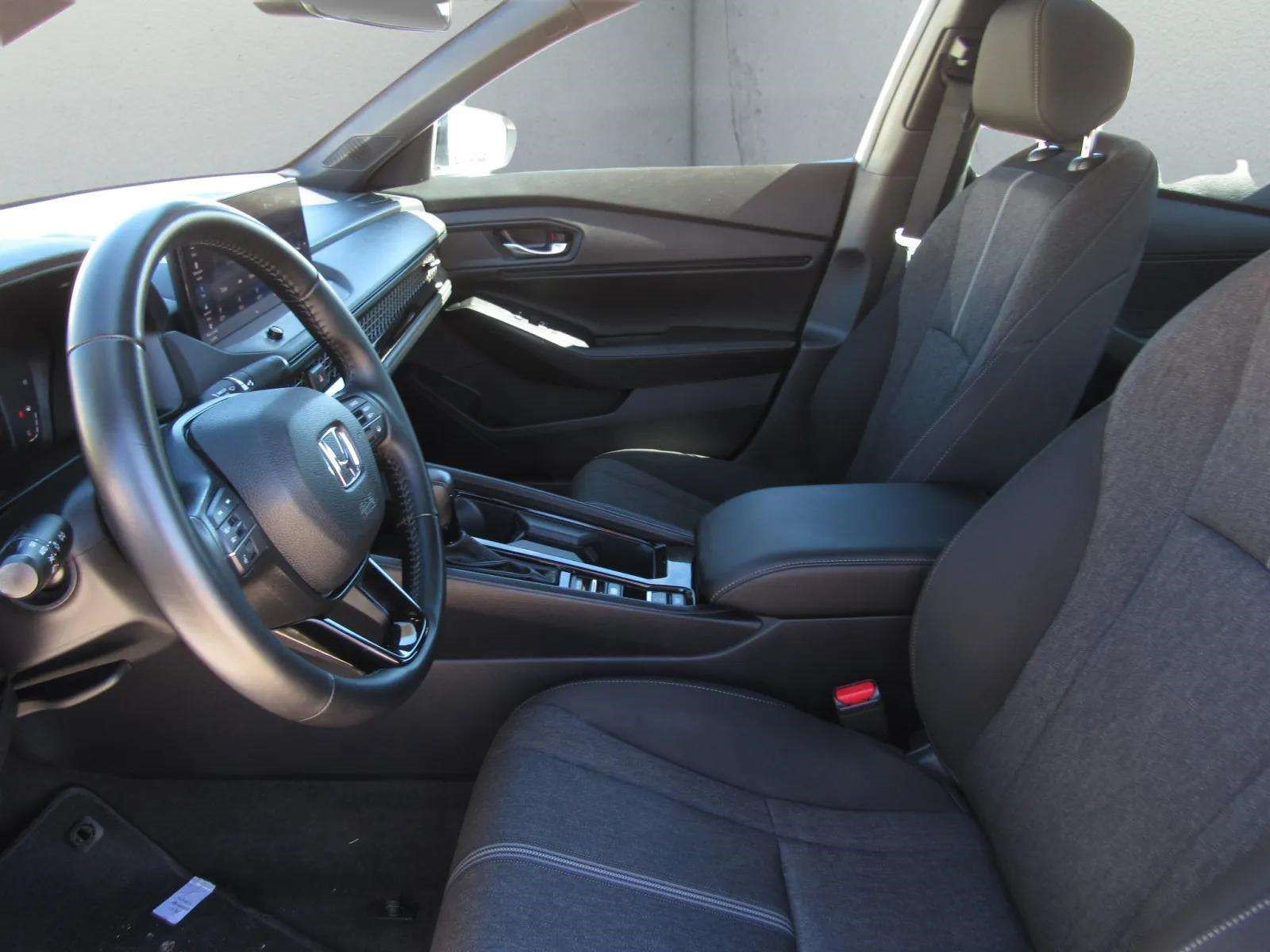 Used 2023 Honda Accord Sport image 14