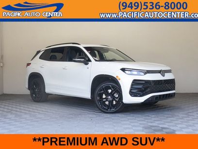 Used 2025 Volkswagen Tiguan SE R-Line