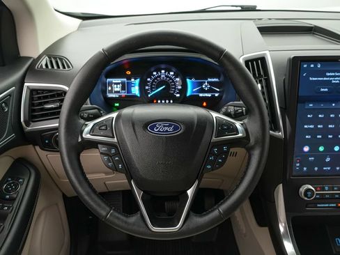Certified 2024 Ford Edge Titanium w/ Equipment Group 301A AWD/4WD image 13