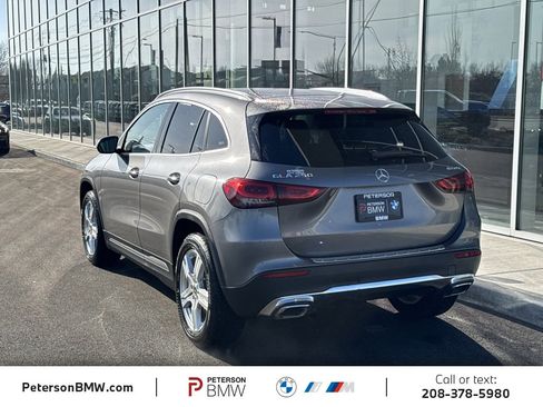 Used 2021 Mercedes-Benz GLA 250 4MATIC image 4