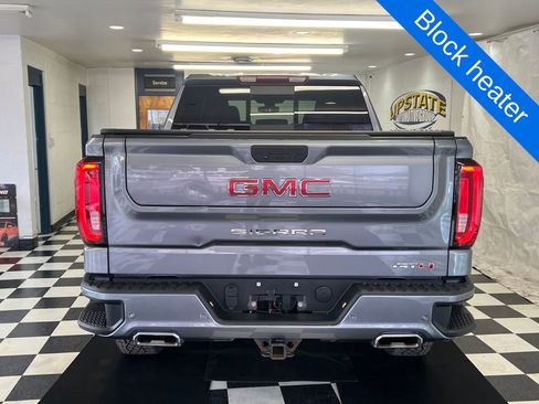 Used 2022 GMC Sierra 1500 AT4 w/ AT4 Premium Package image 12