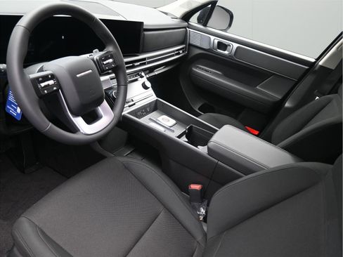 New 2026 Hyundai Santa Fe SE FWD image 9