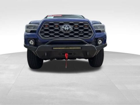 Used 2023 Toyota Tacoma TRD Off-Road w/ Technology Package AWD/4WD image 4