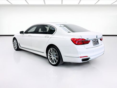 Used 2018 BMW 750i xDrive AWD/4WD image 6