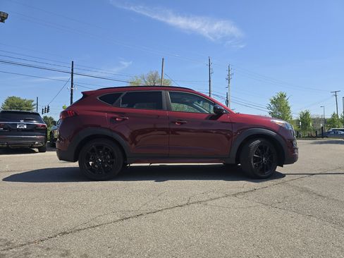 Used 2019 Hyundai Tucson Night AWD/4WD image 16