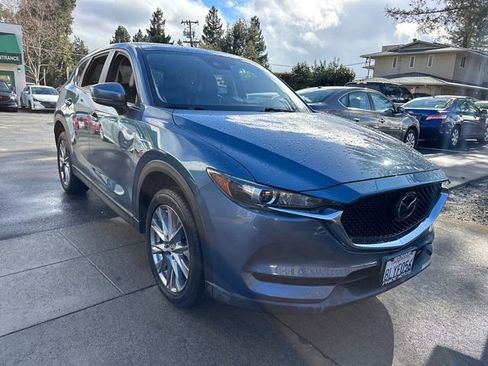 Used 2019 MAZDA CX-5 Touring image 1