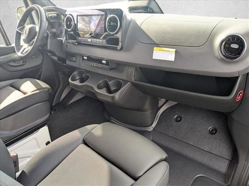 New 2026 Mercedes-Benz Sprinter 2500 image 13