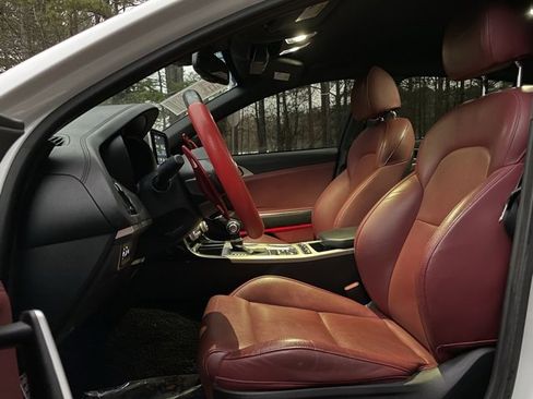 Used 2019 Kia Stinger GT image 14