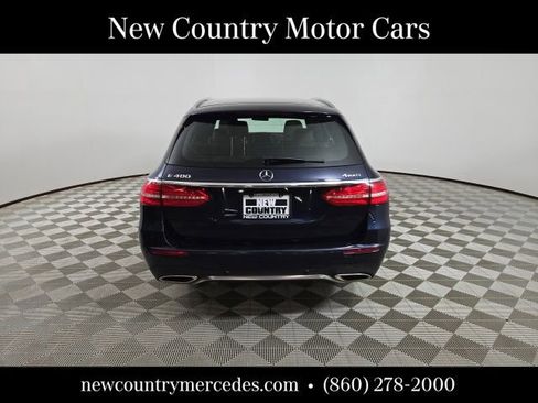 Certified 2017 Mercedes-Benz E 400 4MATIC Wagon image 6