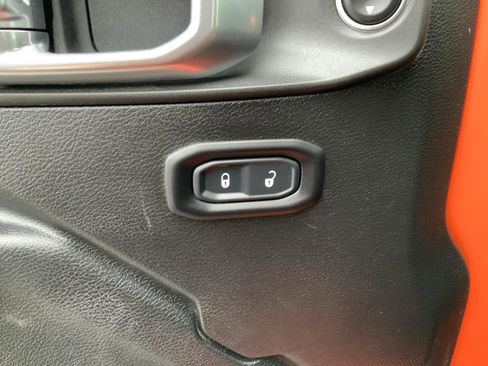 Used 2020 Jeep Gladiator Rubicon image 27