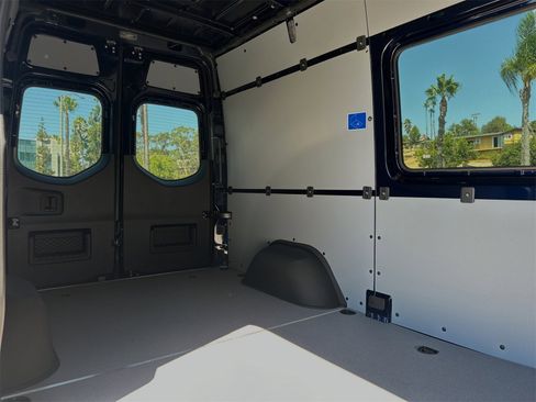 Used 2024 Mercedes-Benz Sprinter 144 Cargo image 12