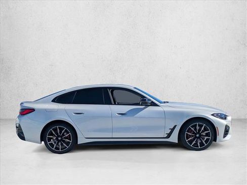 Certified 2023 BMW 430i w/ M Sport Package image 4