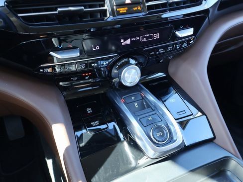 Used 2025 Acura MDX w/ Technology Package image 15