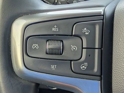 Used 2025 Chevrolet Silverado 2500 LT image 21