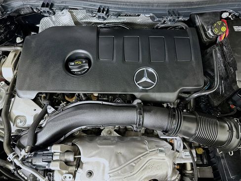 Used 2023 Mercedes-Benz GLA 250 image 33