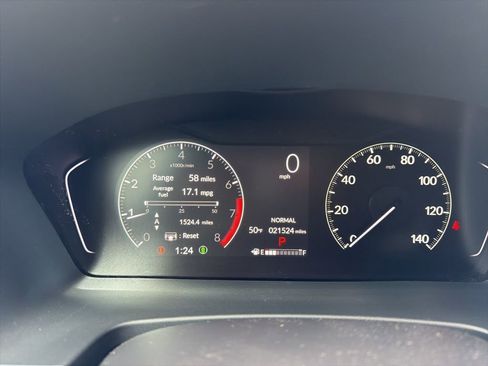 Used 2024 Honda Pilot TrailSport image 16