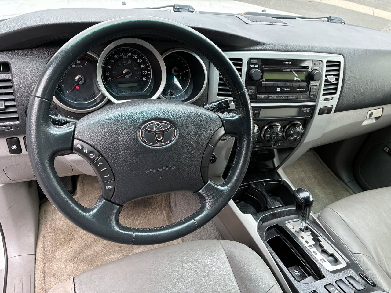 Used 2007 Toyota 4Runner Limited AWD/4WD image 12