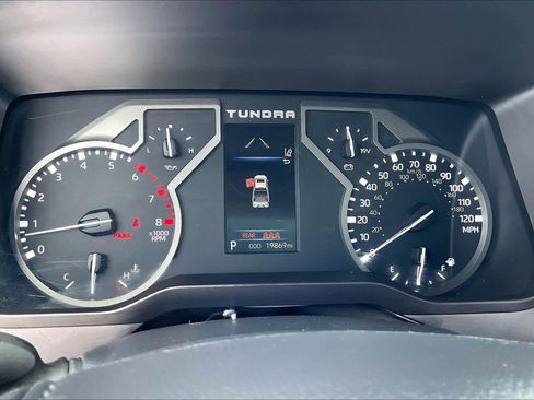 Used 2024 Toyota Tundra SR5 w/ SR5 Premium Package AWD/4WD image 28