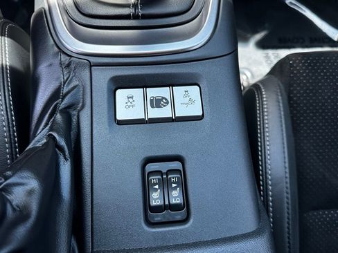 Used 2024 Toyota GR86 Premium RWD image 30