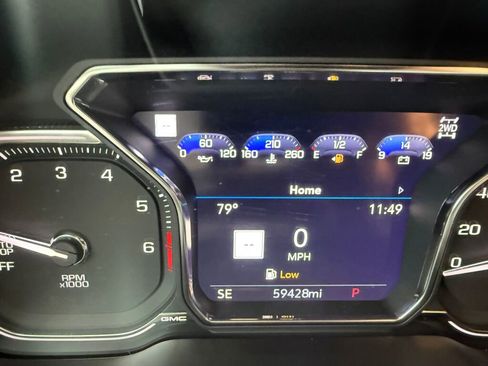 Used 2021 GMC Yukon SLT w/ SLT Premium Package image 14