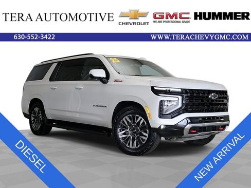Used 2025 Chevrolet Suburban Z71 w/ Z71 Off-Road Package AWD/4WD image 1