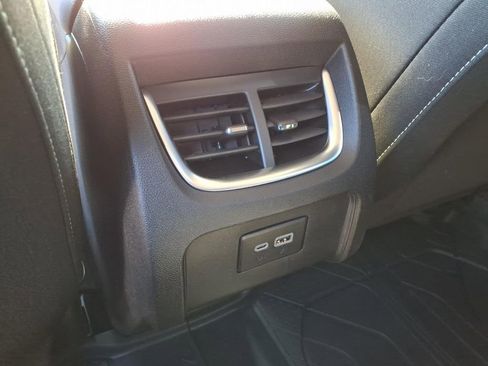 Used 2025 Chevrolet Blazer LT w/ Convenience Package image 15